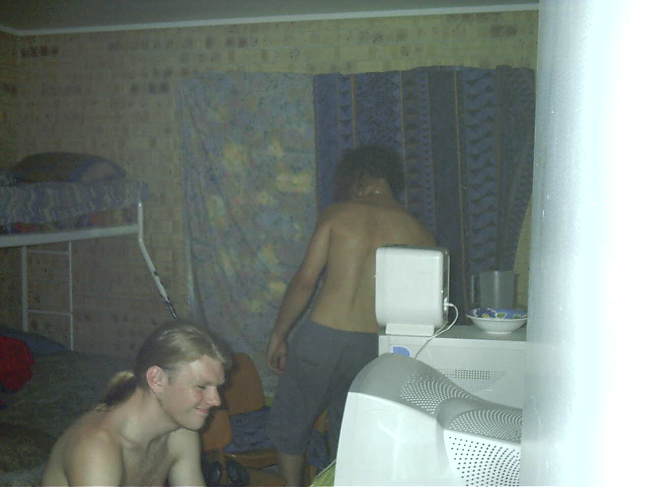 Draxy's brother (right) and Tyntin. That room was pitch dark pre-flash.