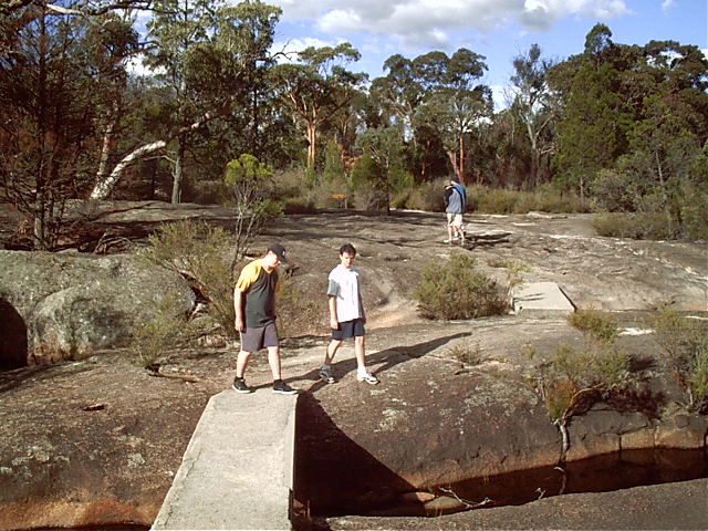 Draxy and Ix and the start of the rocks