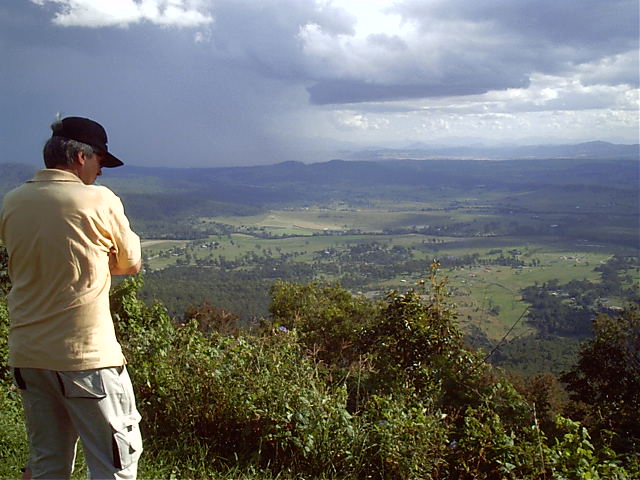 And we continue on up the mountain for some food in the Seca, which i had to bring to them