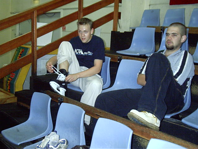 Dave shows some leg.