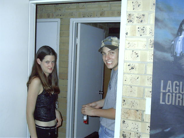 Xab and a chickz0r come to check out the fun. Twas Xab's 21st today too.