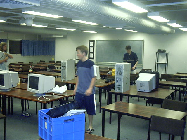 Ppls start to pack up and leave