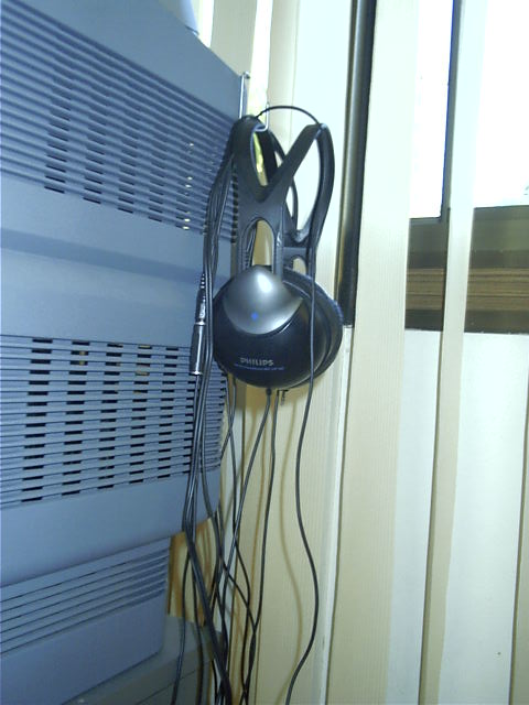 Dad steals my 7m corded headphones
