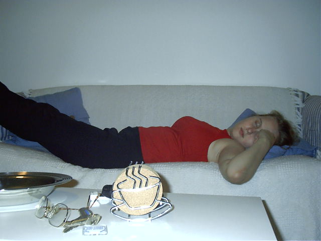 Katie sleeps for 5mins at Megan's place