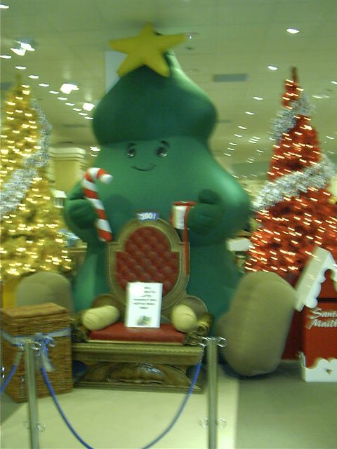 Thats the biggest pokemon I have ever seen! Treeachu!