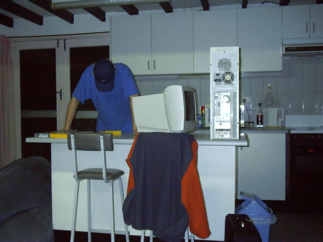 Draxy comes over for a mini-LAN.