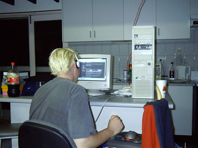 Draxy discovers Aus-1 online BW server is down!