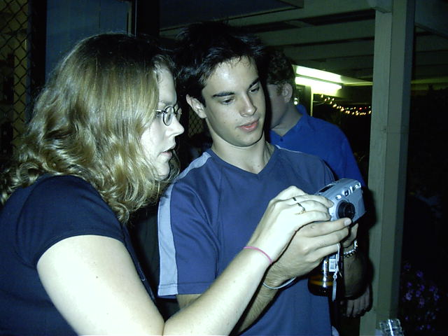 Poet and Kahless check some pics