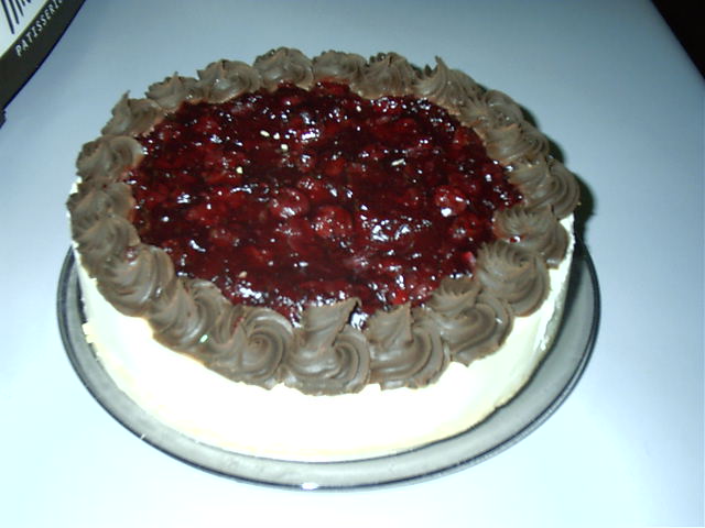 Mmmm, another blackforest cheesecake