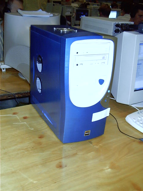 Simple, but nice. I will be modding my case soon.
