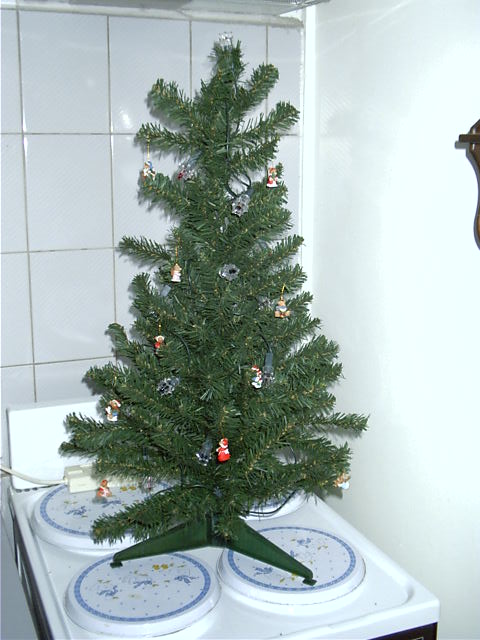 My xmas tree. [Actual size]