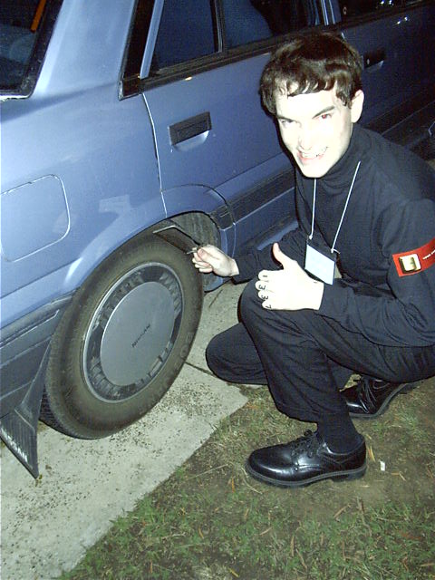 Me h4x0ring Azure's car