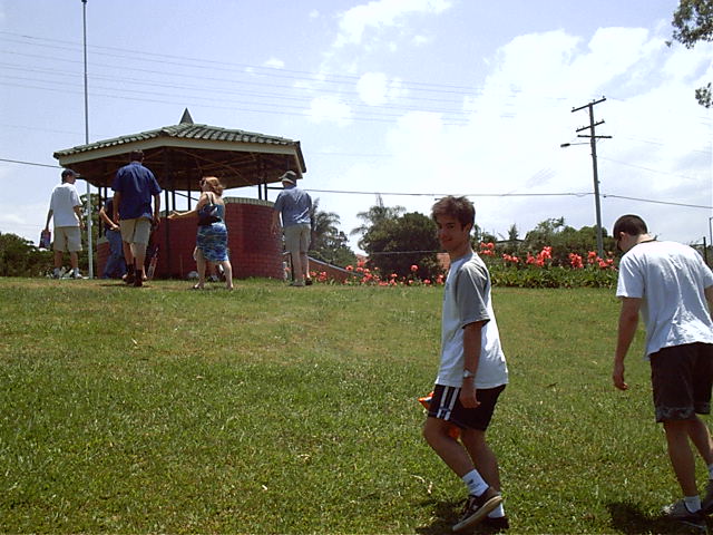 Roffle at the park begins. Kahless is the star