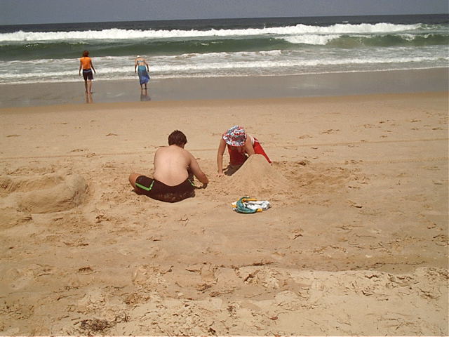 Fatcat and Jess keep digging